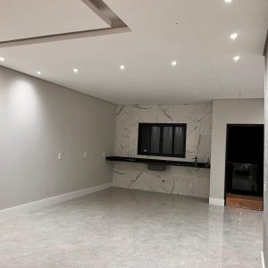 WhatsApp Image 2025-10-15 at 14.49.49 (2)